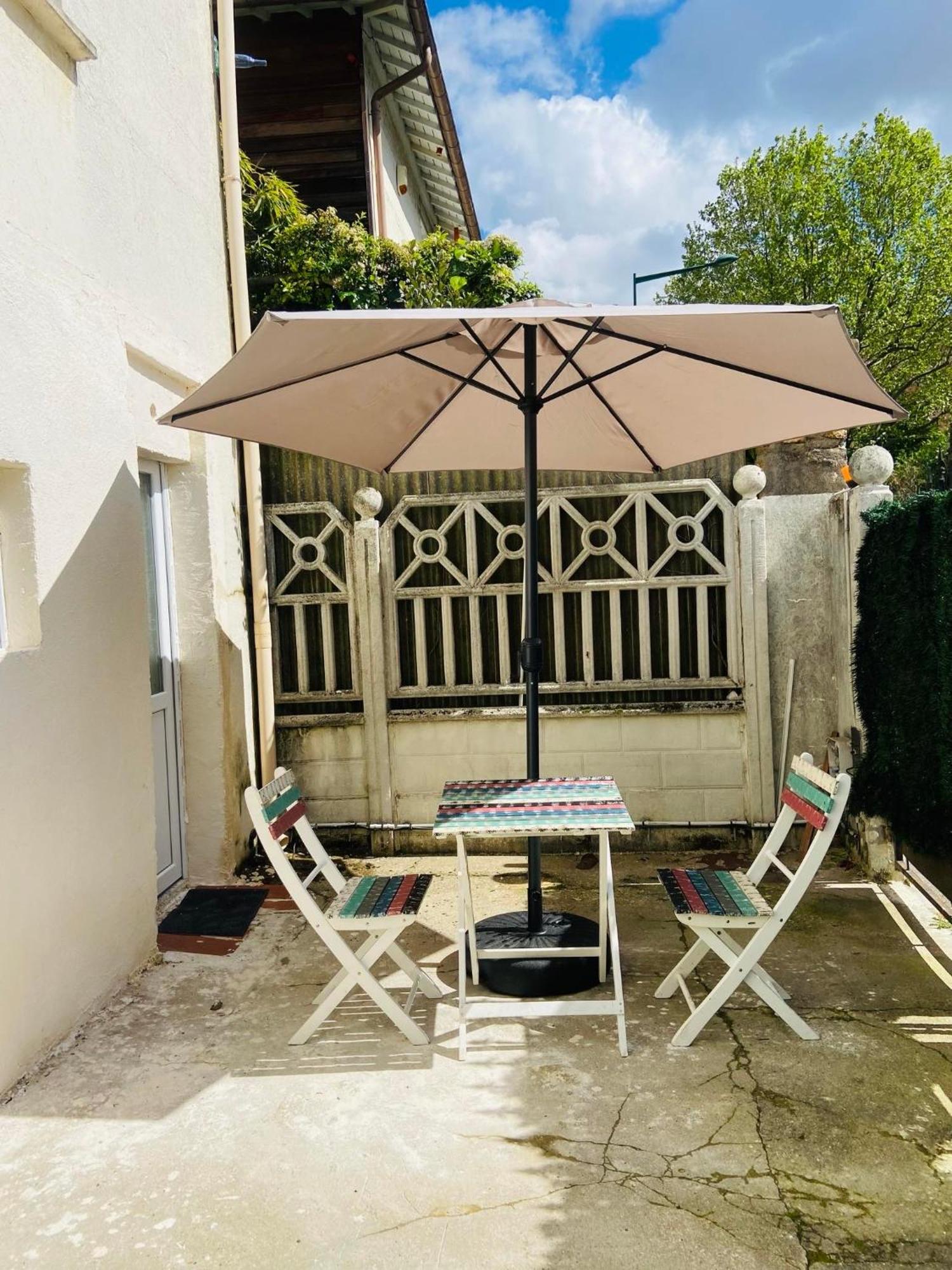 Studio House Near Paris Эпине-сюр-Сена Экстерьер фото